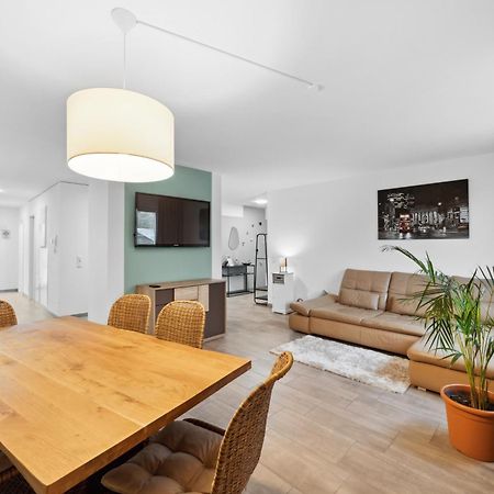Sali Homes Spacious Apartment With Terrace In City Center 바이로이트 외부 사진