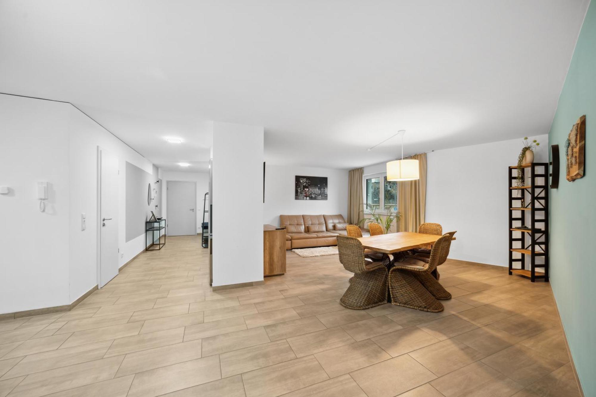Sali Homes Spacious Apartment With Terrace In City Center 바이로이트 외부 사진